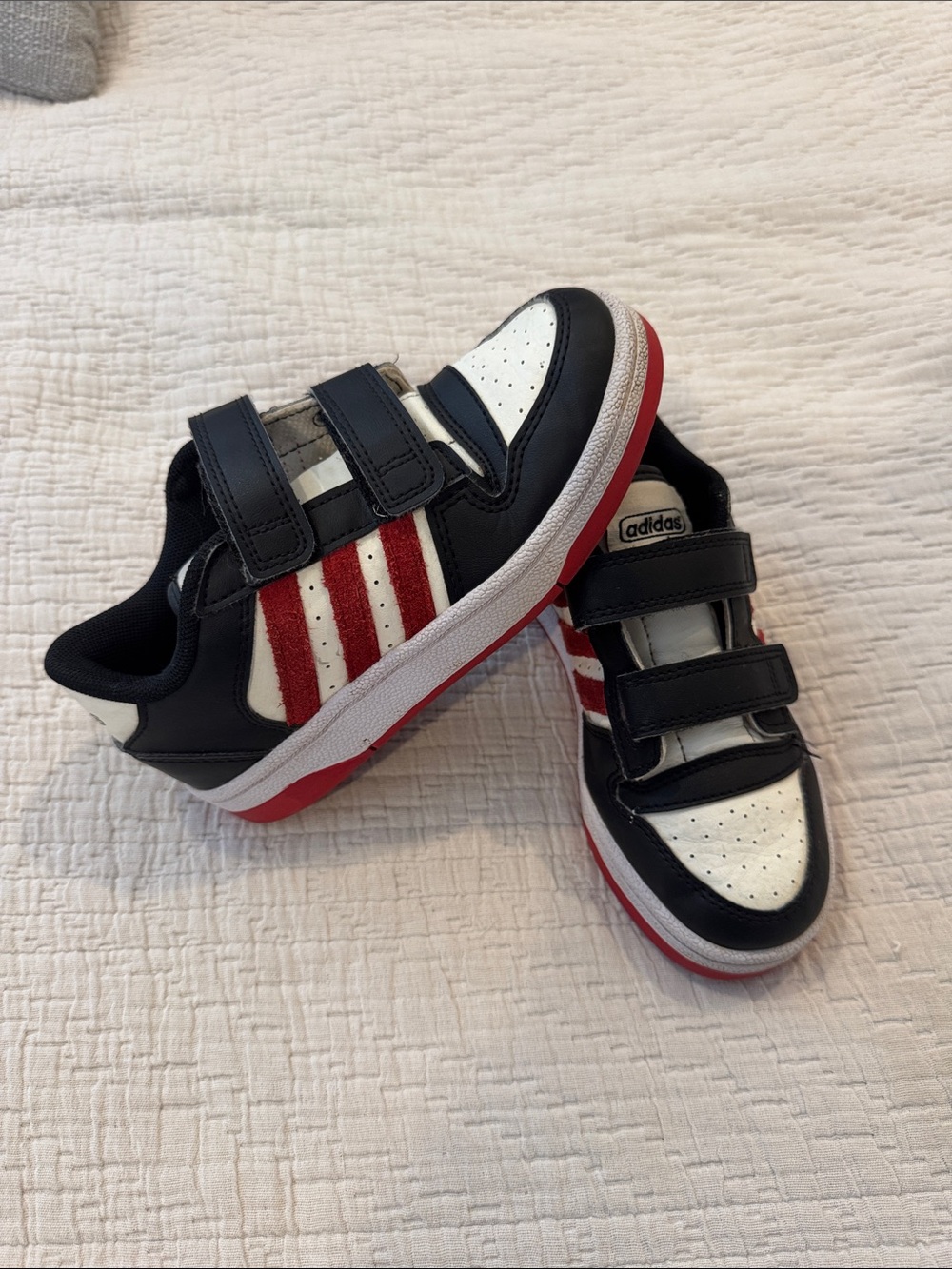 adidas Kids Black White Red Velcro Athletic Sneakers Sz 13 K